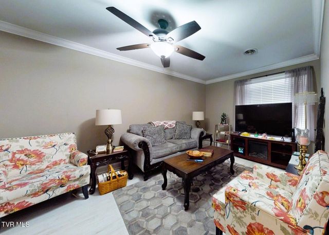 620 Lovers Lane, Greeneville, TN 37743