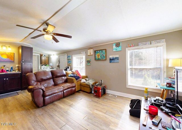 620 Lovers Lane, Greeneville, TN 37743