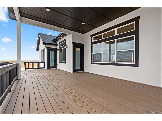 62101 E 32nd Ct, Strasburg, CO 80136