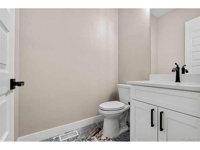 62101 E 32nd Ct, Strasburg, CO 80136