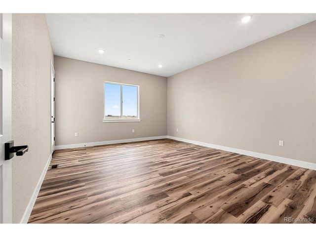 62101 E 32nd Ct, Strasburg, CO 80136