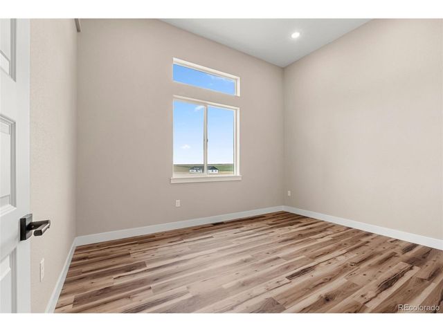 62101 E 32nd Ct, Strasburg, CO 80136