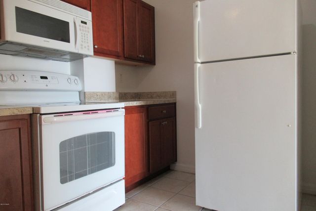 732 N Halifax Ave Apt 403, Daytona Beach, FL 32118