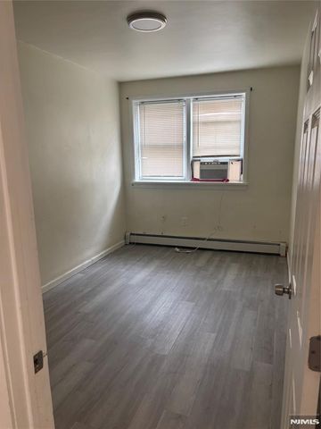 86 Center Street 1F, Clifton, NJ 07011