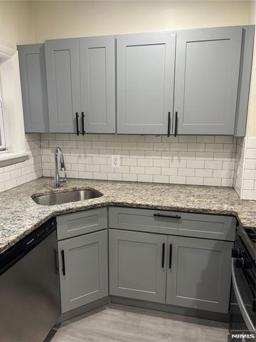 86 Center Street 1F, Clifton, NJ 07011