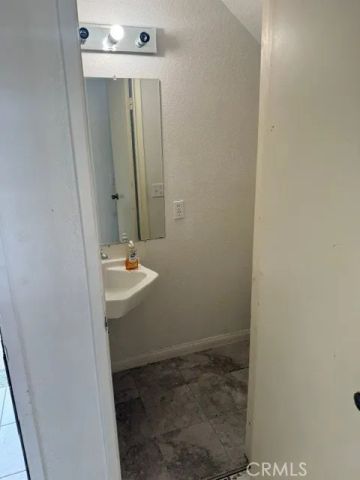 16770 San Bernardino 10A, Fontana, CA 92335