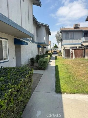 16770 San Bernardino 10A, Fontana, CA 92335