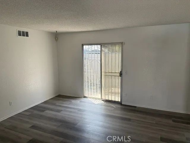 16770 San Bernardino 10A, Fontana, CA 92335