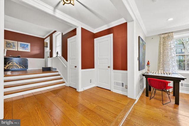 2011 SYCAMORE ST, Bethlehem, PA 18017