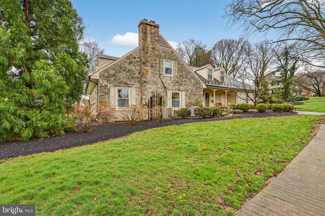 2011 SYCAMORE ST, Bethlehem, PA 18017