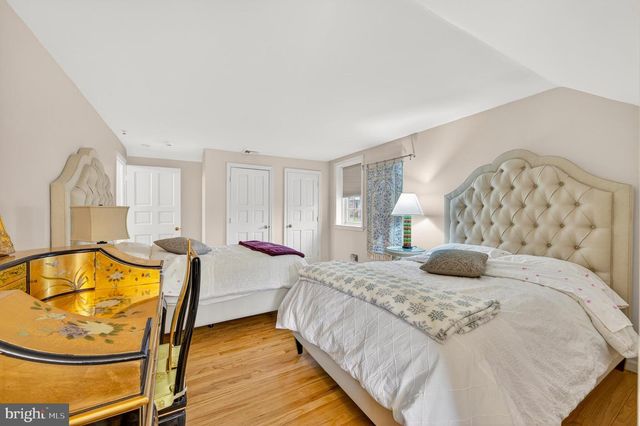 2011 SYCAMORE ST, Bethlehem, PA 18017