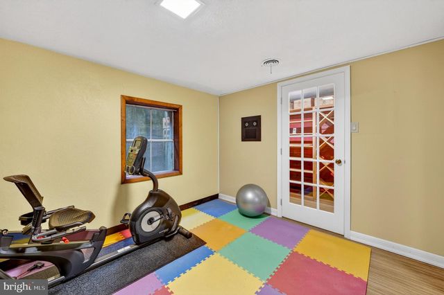 2011 SYCAMORE ST, Bethlehem, PA 18017