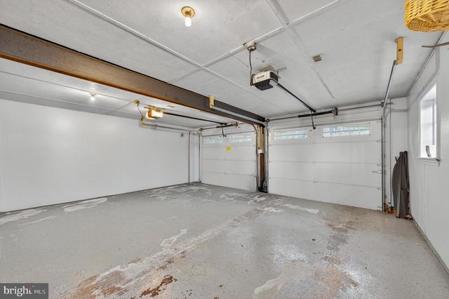 2011 SYCAMORE ST, Bethlehem, PA 18017