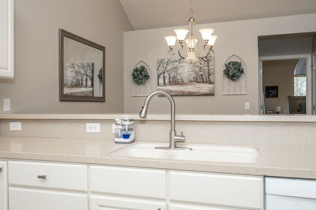 1416 Cotswold Lane, Hamilton, OH 45013