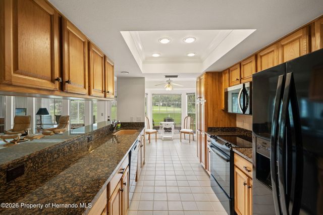 7143 Crown Oaks Drive, Spring Hill, FL 34606