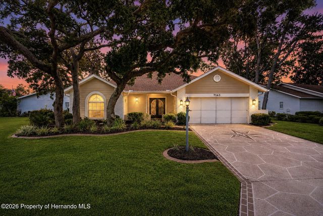 7143 Crown Oaks Drive, Spring Hill, FL 34606