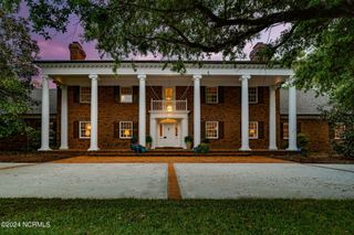 130 Harbour Drive, Hubert, NC 28539