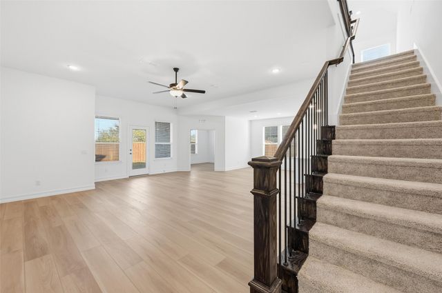 765 Brozgold Avenue, Midlothian, TX 76065