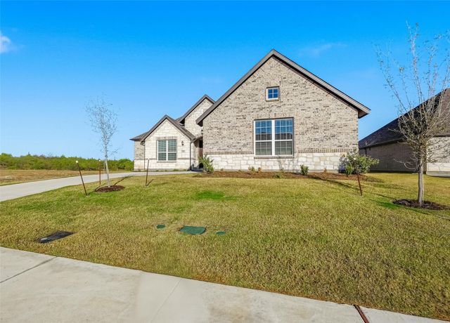 765 Brozgold Avenue, Midlothian, TX 76065