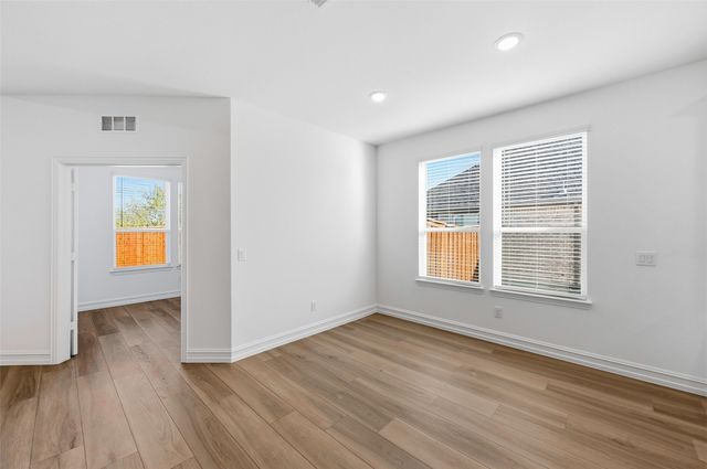 765 Brozgold Avenue, Midlothian, TX 76065