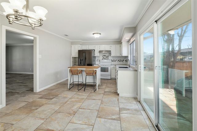 2002 Millay DR 118, Austin, TX 78752