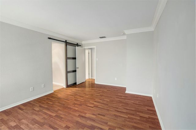 2002 Millay DR 118, Austin, TX 78752