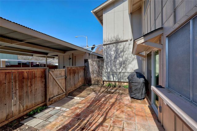 2002 Millay DR 118, Austin, TX 78752