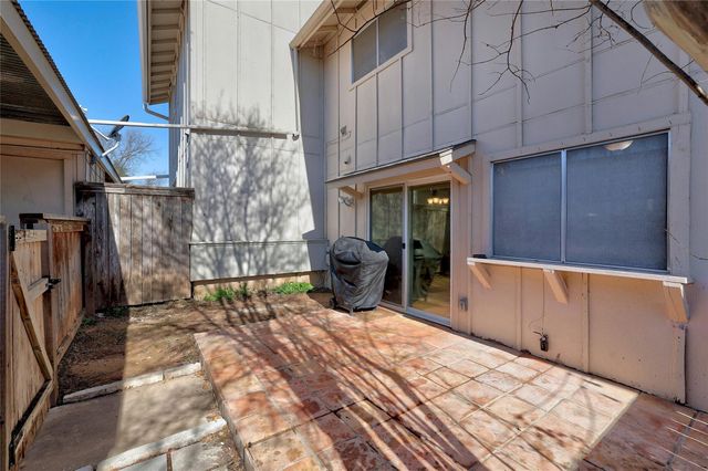 2002 Millay DR 118, Austin, TX 78752
