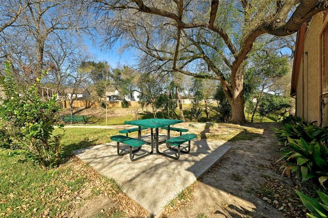 2002 Millay DR 118, Austin, TX 78752