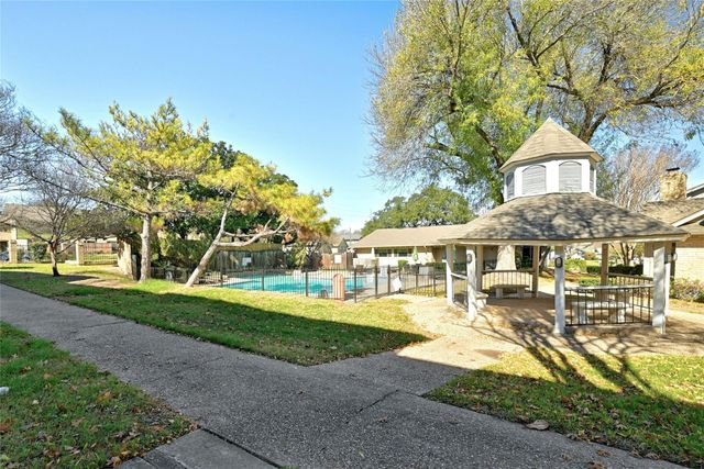 2002 Millay DR 118, Austin, TX 78752