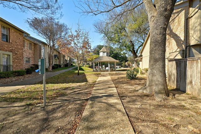 2002 Millay DR 118, Austin, TX 78752