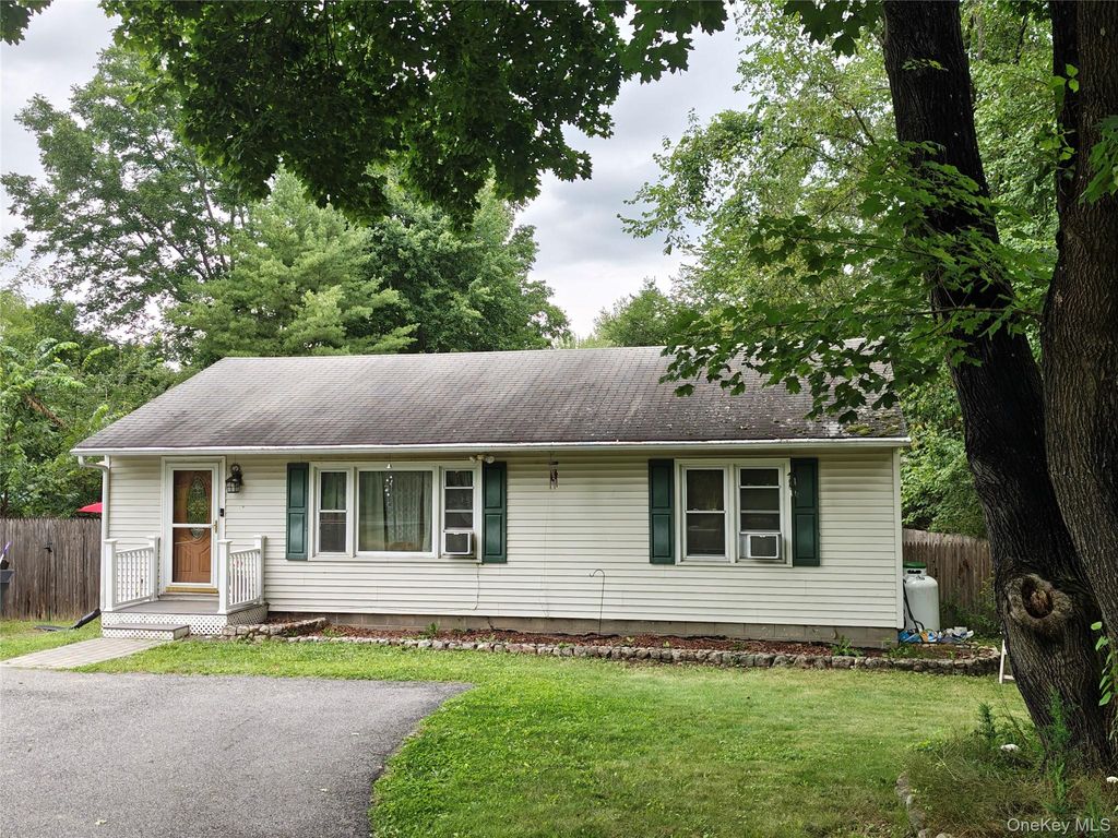 2220 Bruynswick Road, Wallkill, NY 12589