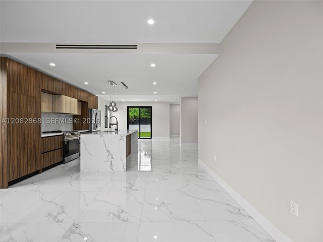4026 SW 9th Ter 1, Miami, FL 33134