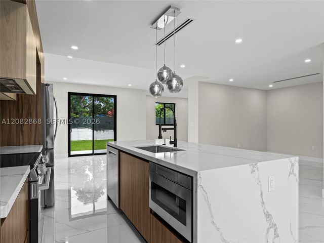 4026 SW 9th Ter 1, Miami, FL 33134