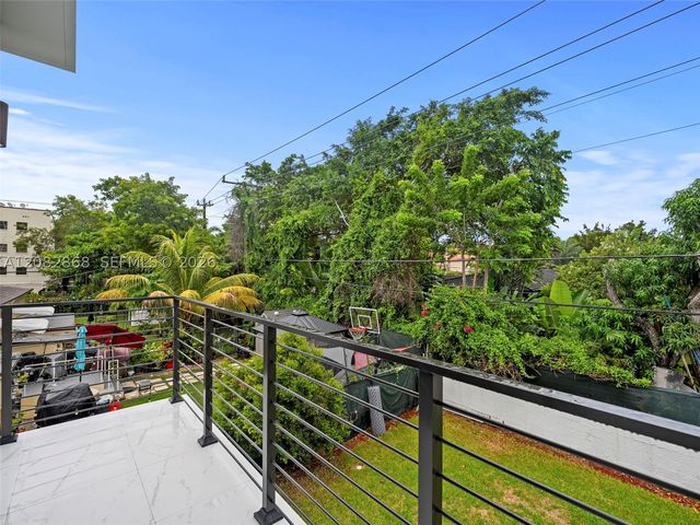 4026 SW 9th Ter 1, Miami, FL 33134