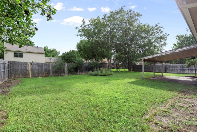 3912 Longstraw Drive, Fort Worth, TX 76137