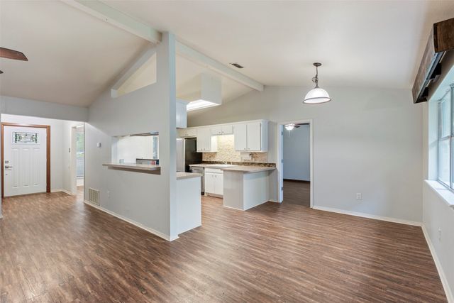 3912 Longstraw Drive, Fort Worth, TX 76137