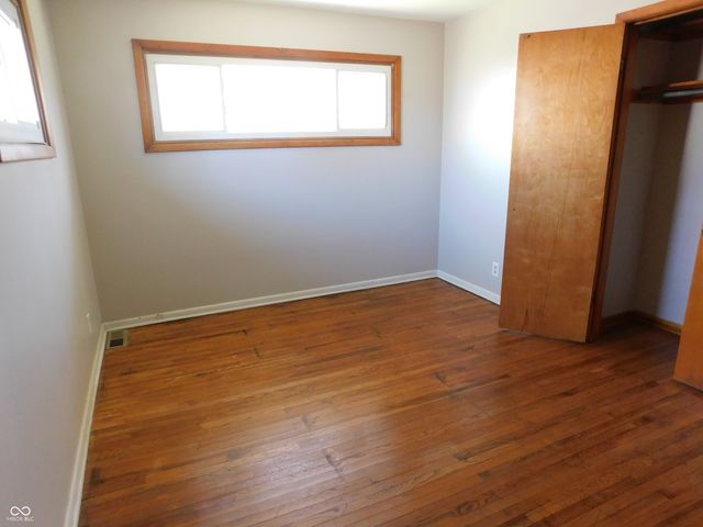 6 E Park Lane, Crawfordsville, IN 47933