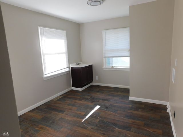 6 E Park Lane, Crawfordsville, IN 47933