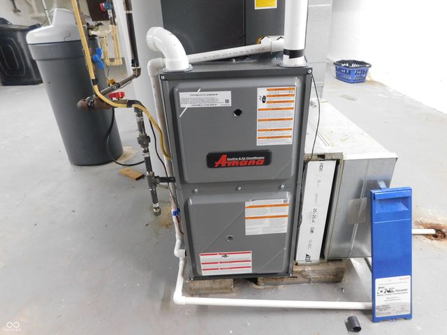 6 E Park Lane, Crawfordsville, IN 47933