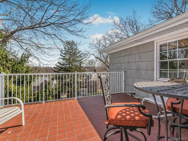 91 Edgecliff Terrace, Yonkers, NY 10705
