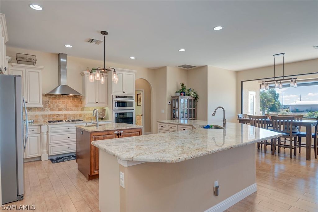 Image 15 of property listing at 1316 NE 20th ST, Cape Coral, FL 33909