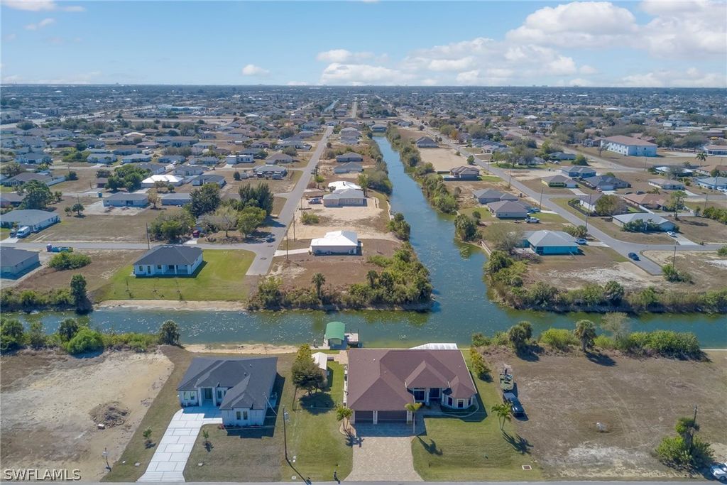 Image 43 of property listing at 1316 NE 20th ST, Cape Coral, FL 33909