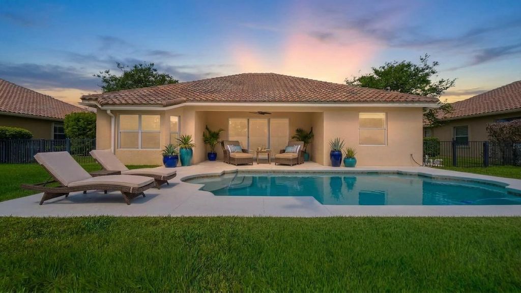 7677 Fieldstone Ranch Square, Vero Beach, FL 32967