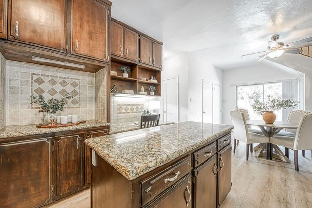 823 E University Avenue, Fresno, CA 93704