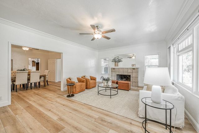 823 E University Avenue, Fresno, CA 93704