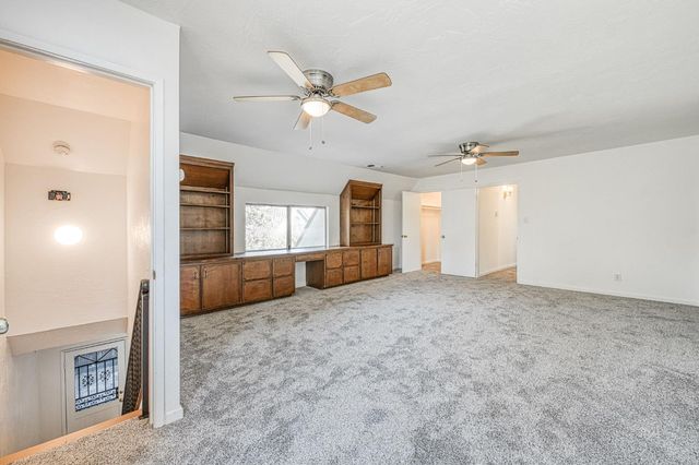 823 E University Avenue, Fresno, CA 93704