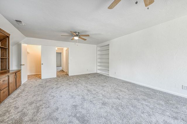 823 E University Avenue, Fresno, CA 93704