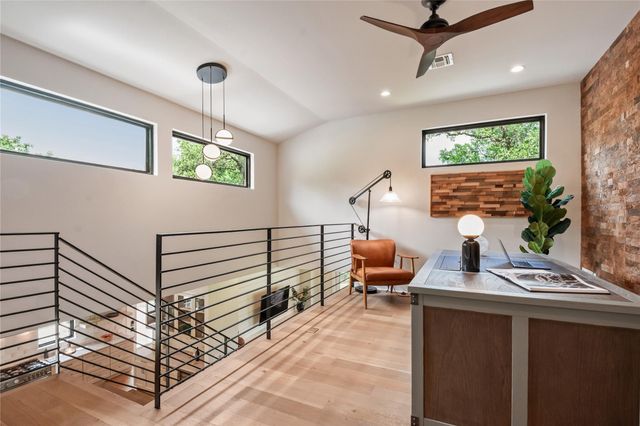 3210 Cupid DR, Austin, TX 78735