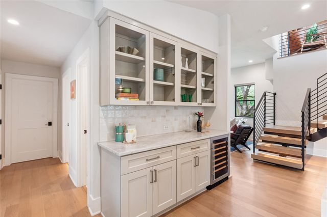 3210 Cupid DR, Austin, TX 78735